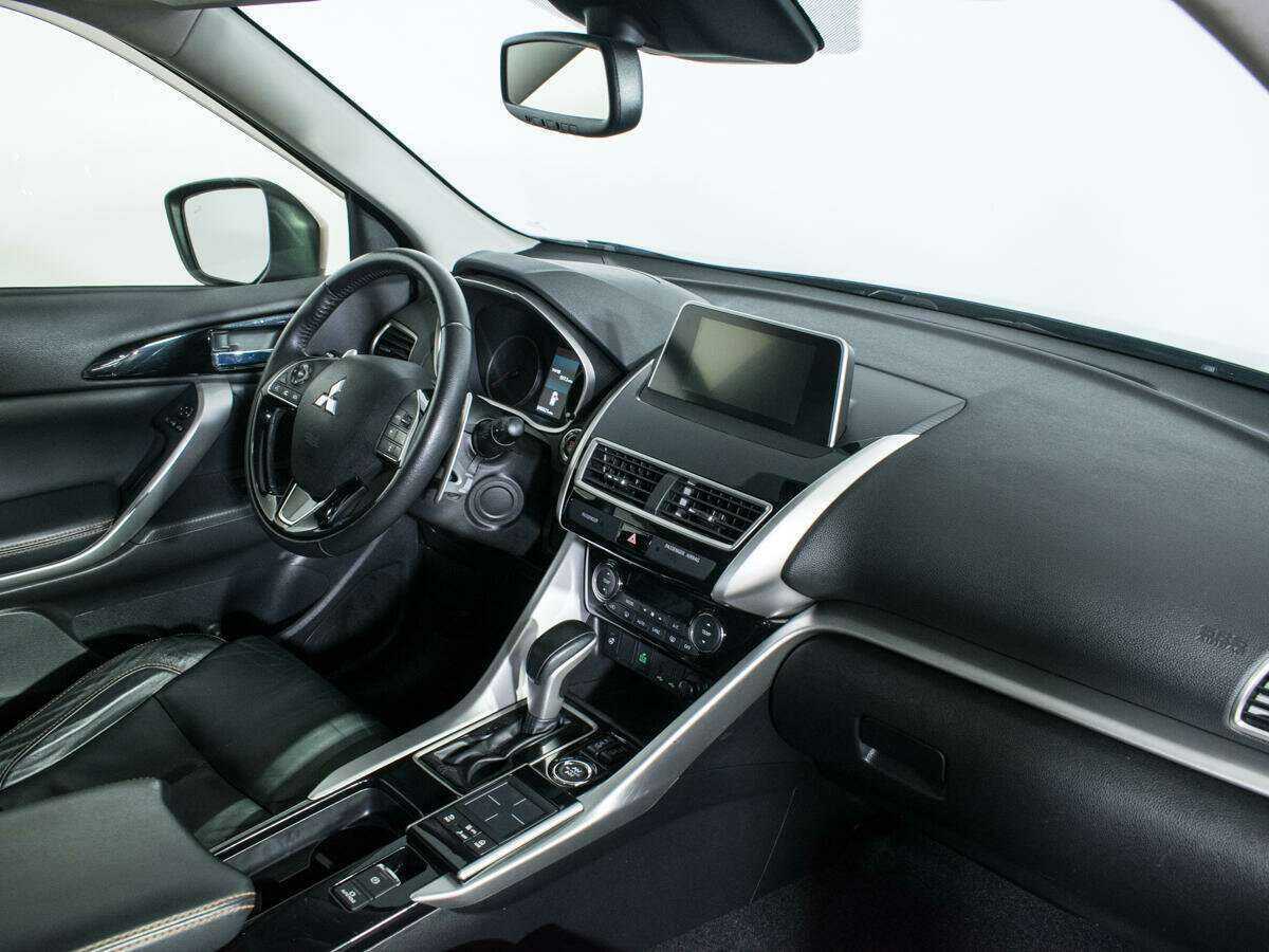 Купить Mitsubishi Eclipse Cross с пробегом. Фото: #8