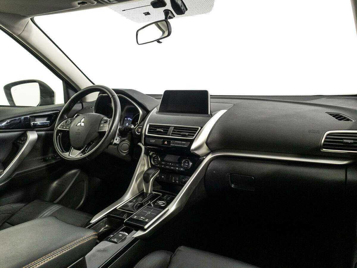 Купить Mitsubishi Eclipse Cross с пробегом. Фото: #8