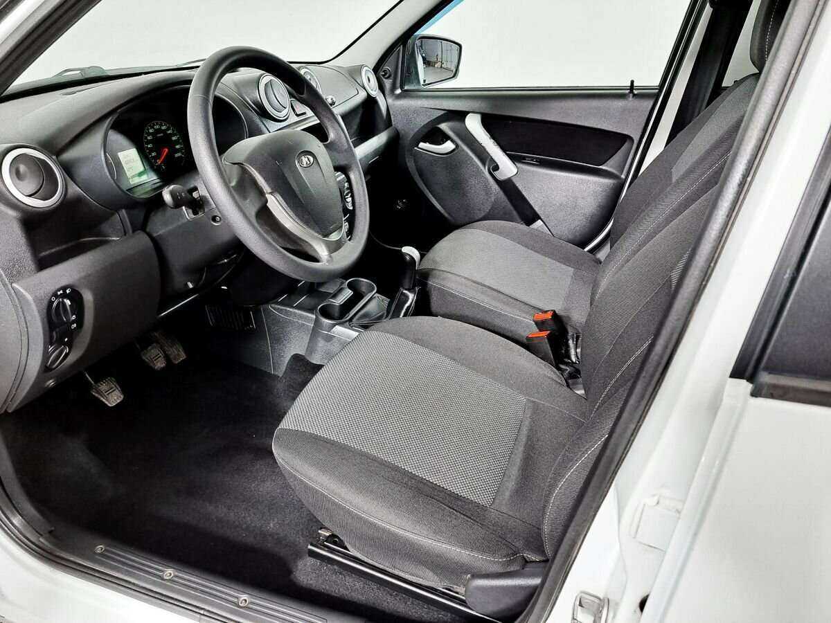 Купить Lada (ВАЗ) Granta с пробегом. Фото: #12