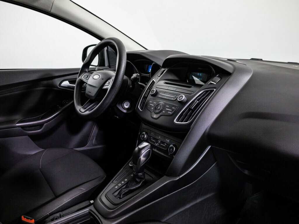 Купить Ford Focus с пробегом. Фото: #9