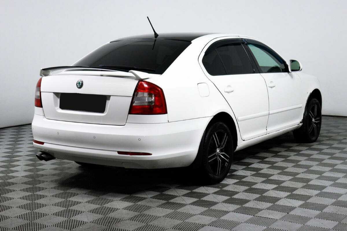 Купить Skoda Octavia с пробегом. Фото: #3