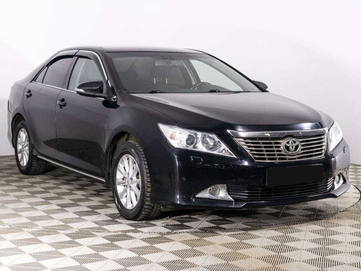 Купить Toyota Camry с пробегом. Фото: #2