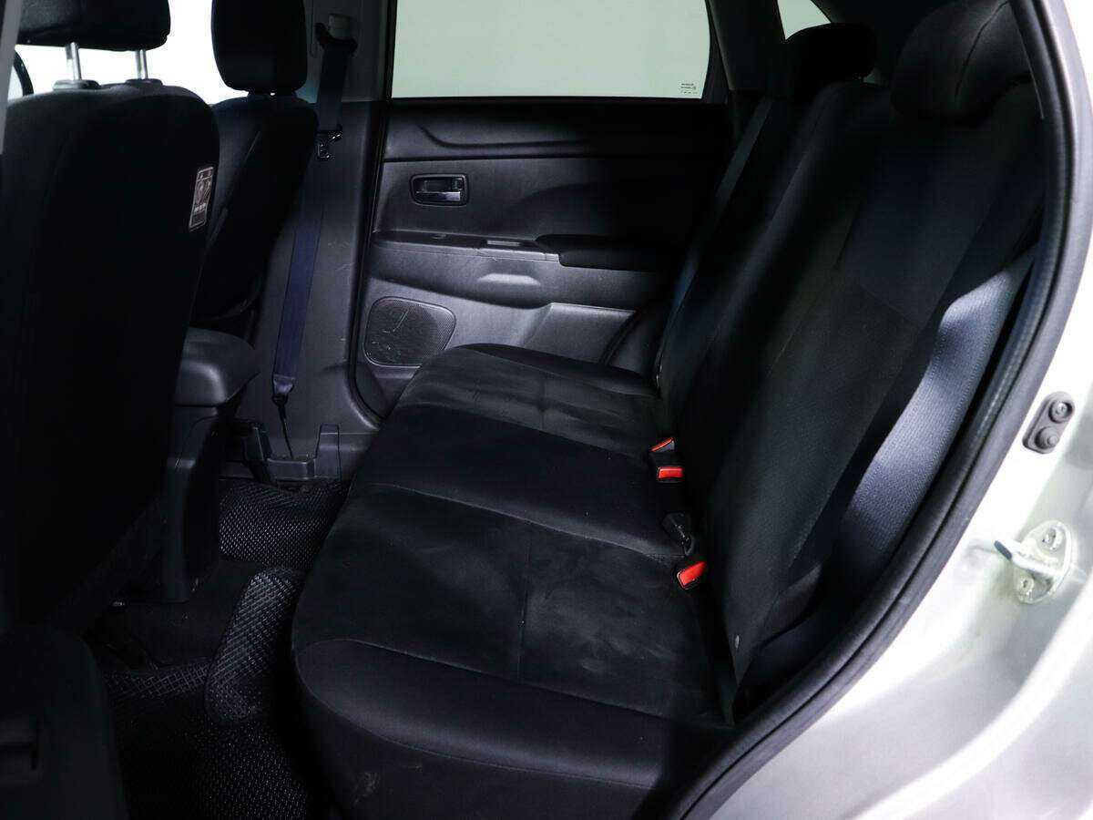 Купить Mitsubishi ASX с пробегом. Фото: #9