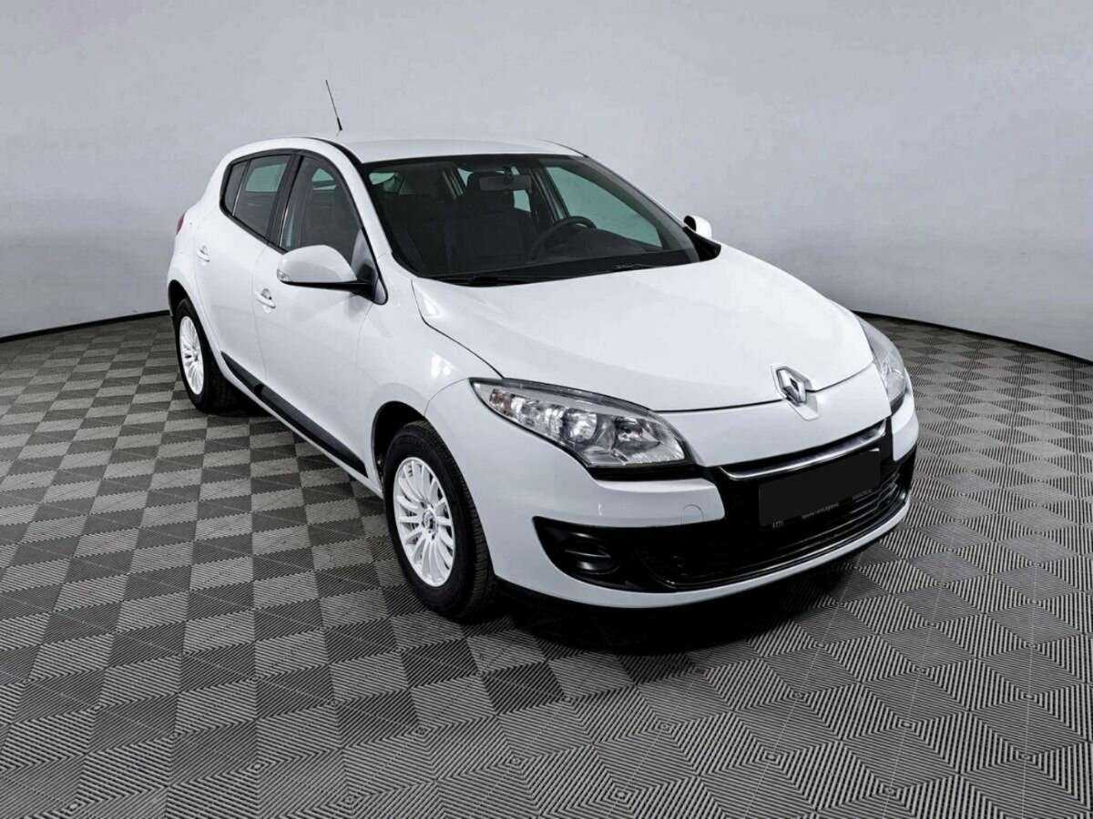 Купить Renault Megane с пробегом. Фото: #2