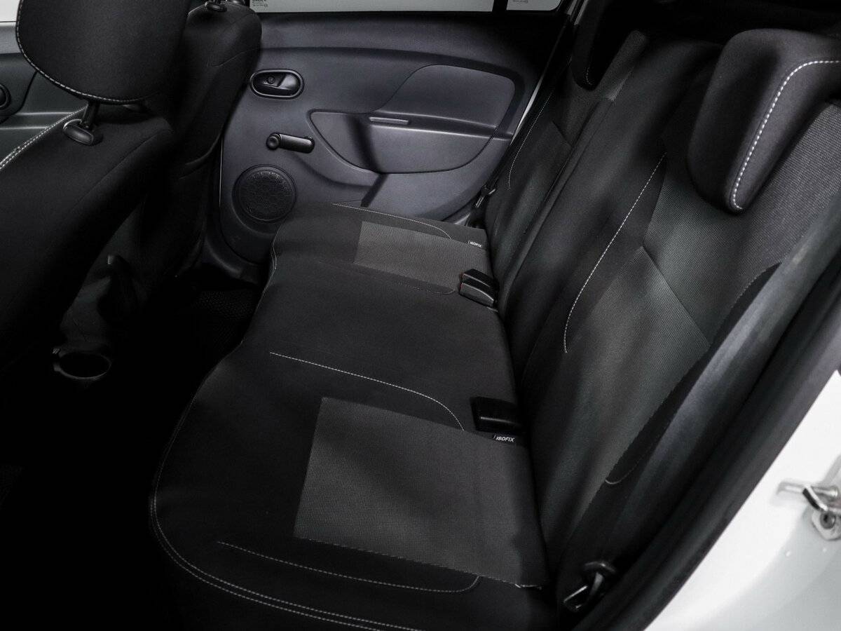 Купить Renault Logan с пробегом. Фото: #7
