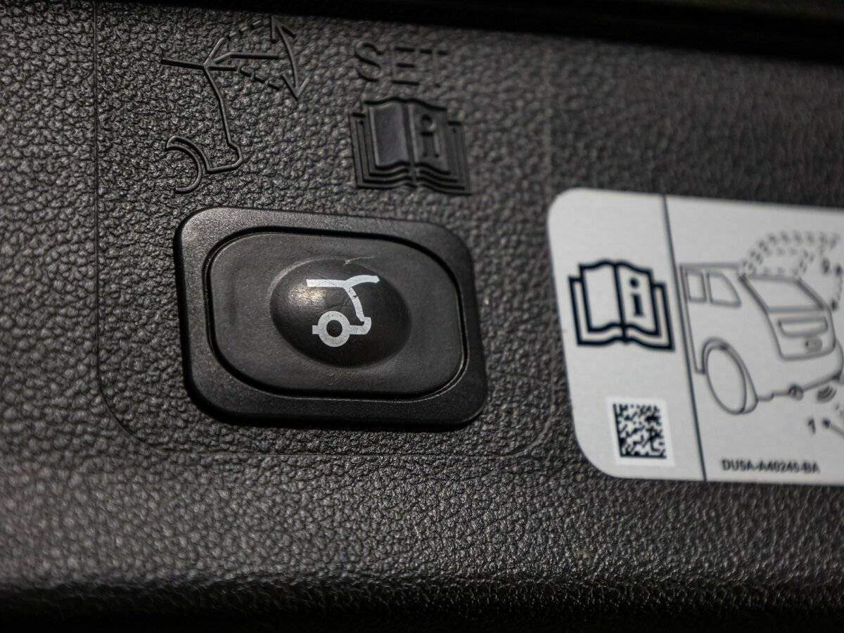 Купить Ford Kuga с пробегом. Фото: #19