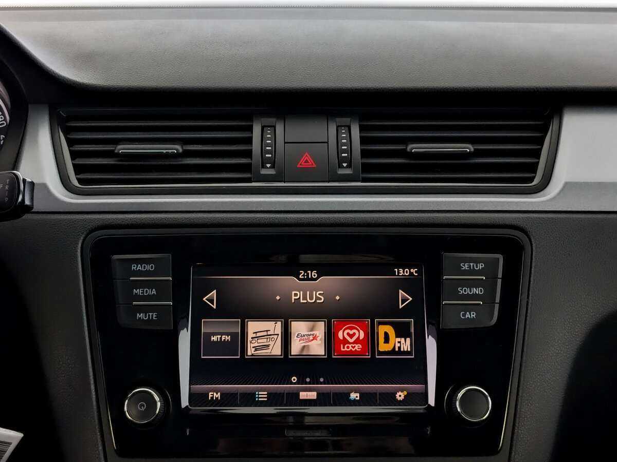 Купить Skoda Rapid с пробегом. Фото: #12