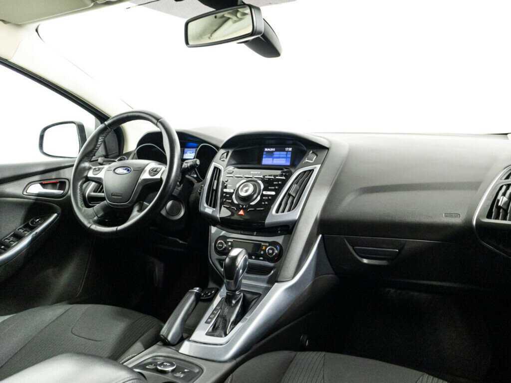 Купить Ford Focus с пробегом. Фото: #8