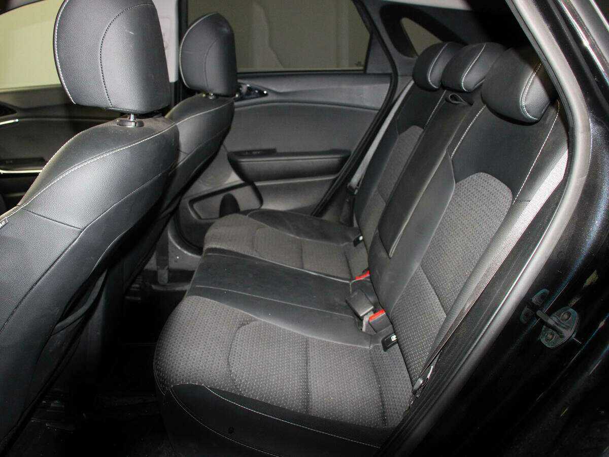 Купить Kia Ceed с пробегом. Фото: #7