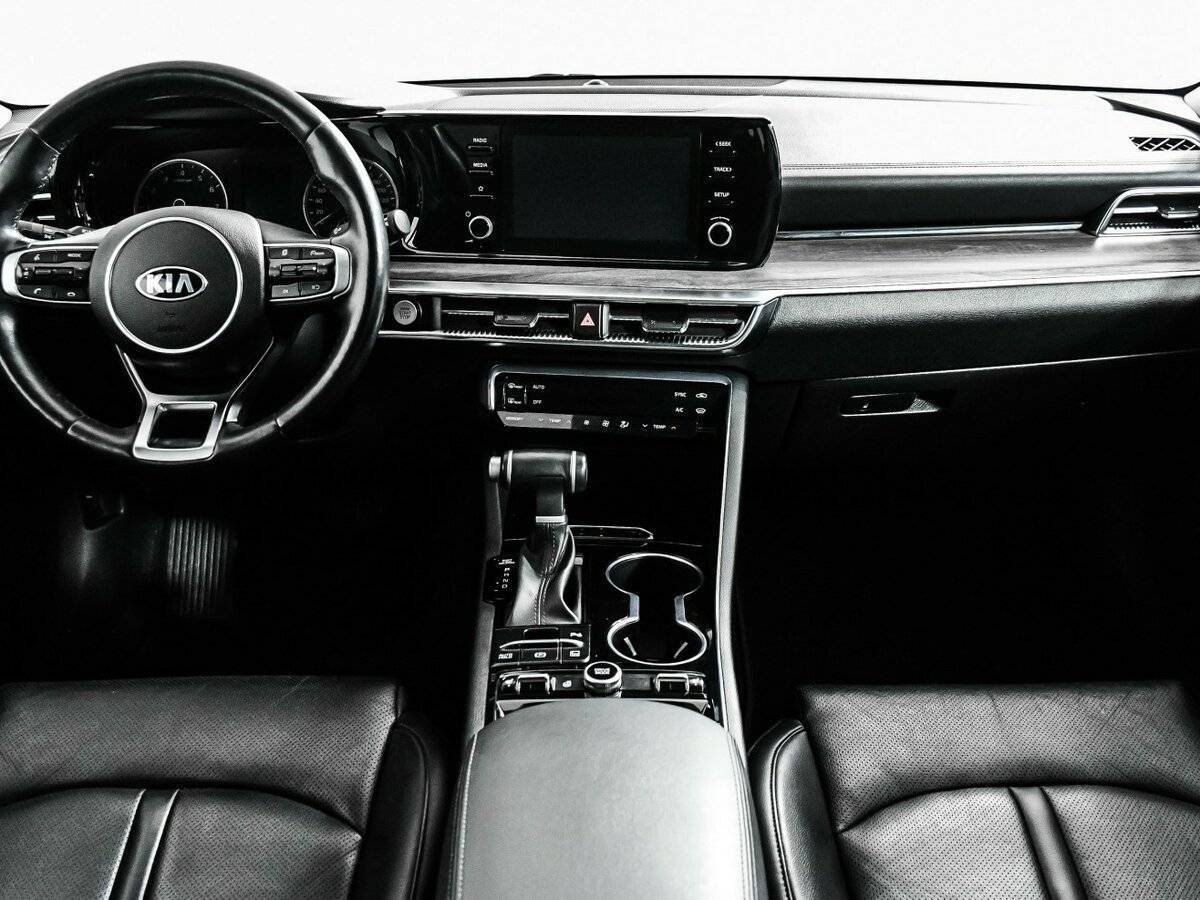 Купить Kia K5 с пробегом. Фото: #10