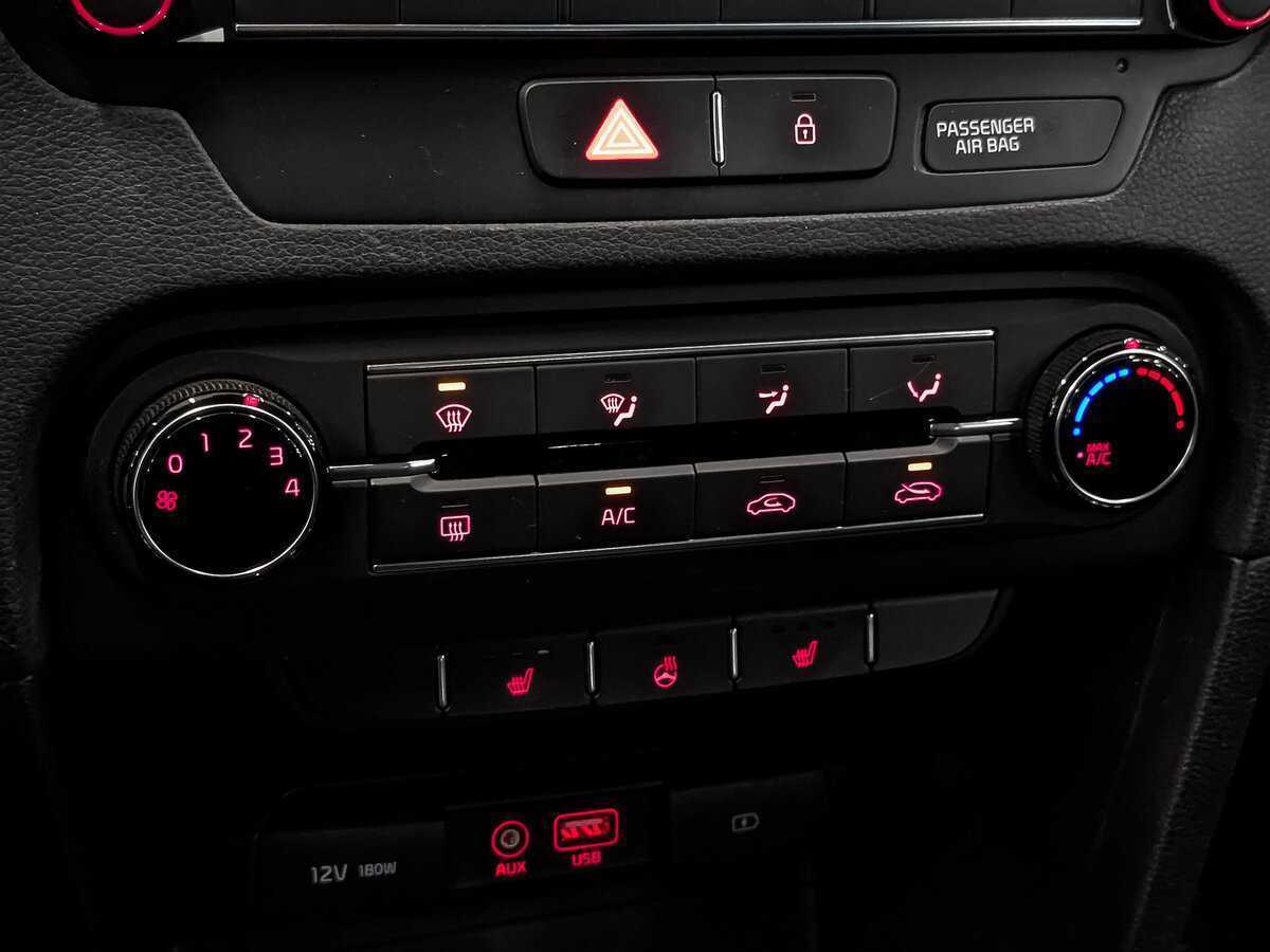 Купить Kia Ceed с пробегом. Фото: #18