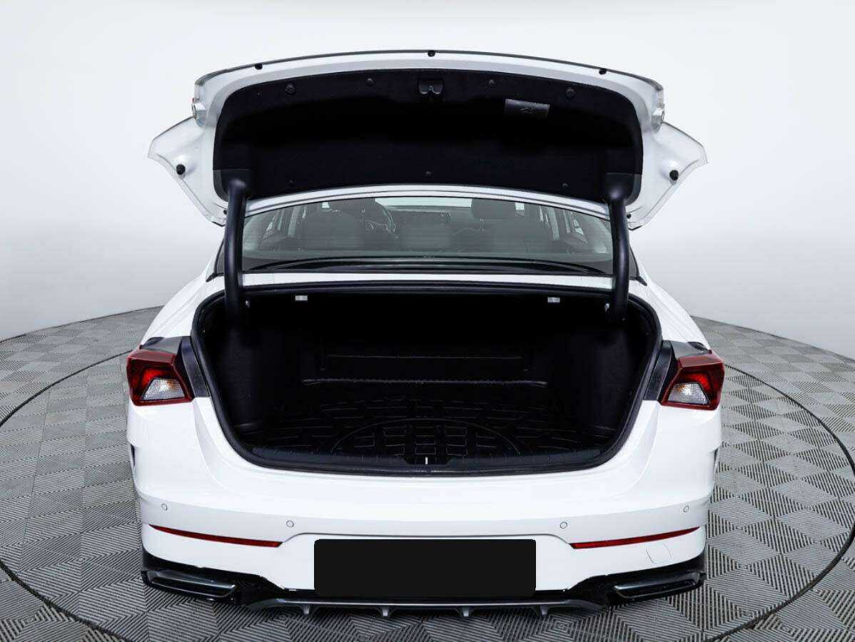 Купить Kia K5 с пробегом. Фото: #18