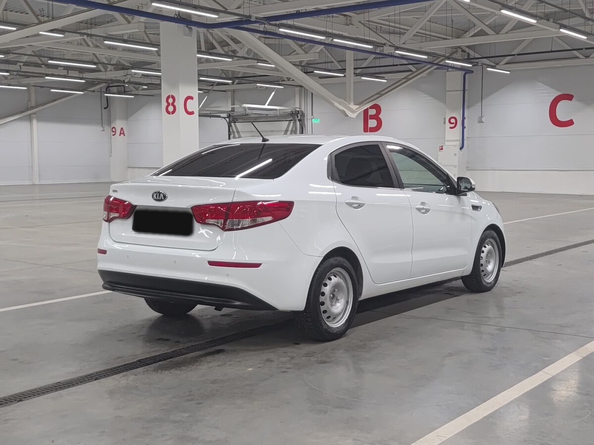 Купить Kia Rio с пробегом. Фото: #4