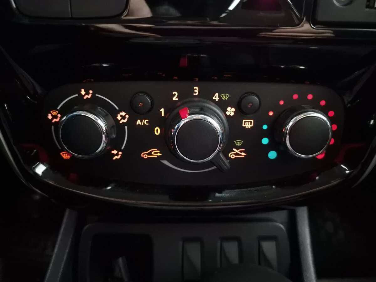 Купить Nissan Terrano с пробегом. Фото: #7