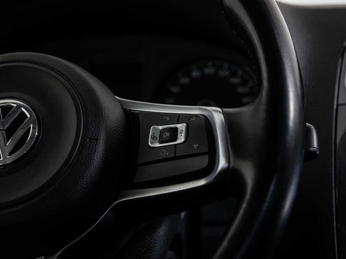 Купить Volkswagen Polo с пробегом. Фото: #12