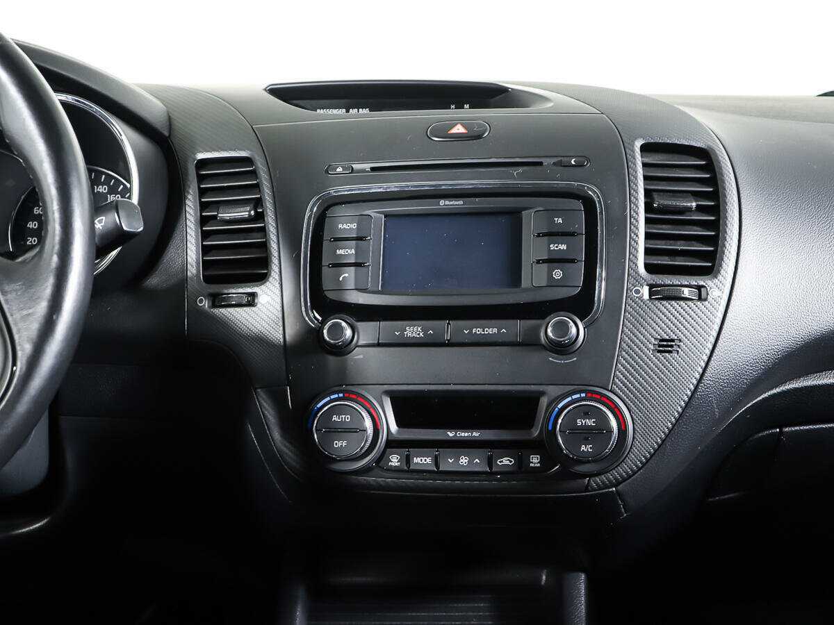 Купить Kia Cerato с пробегом. Фото: #11