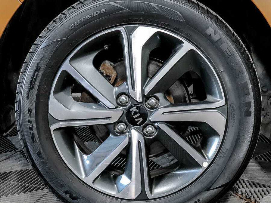 Купить Kia Rio с пробегом. Фото: #15