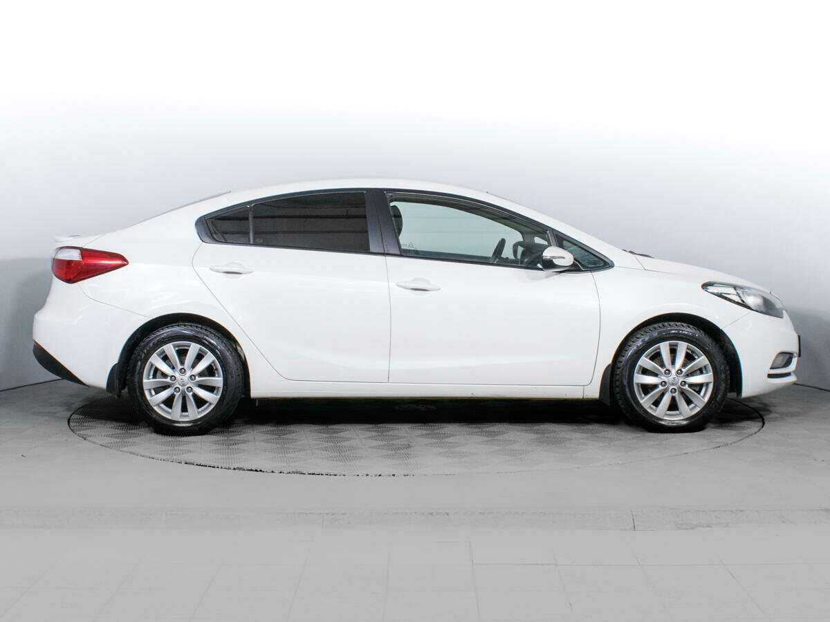 Купить Kia Cerato с пробегом. Фото: #3