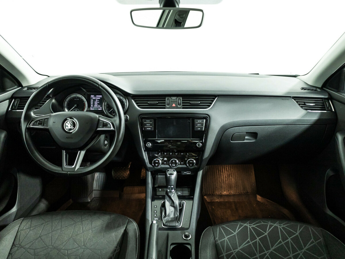 Купить Skoda Octavia с пробегом. Фото: #12