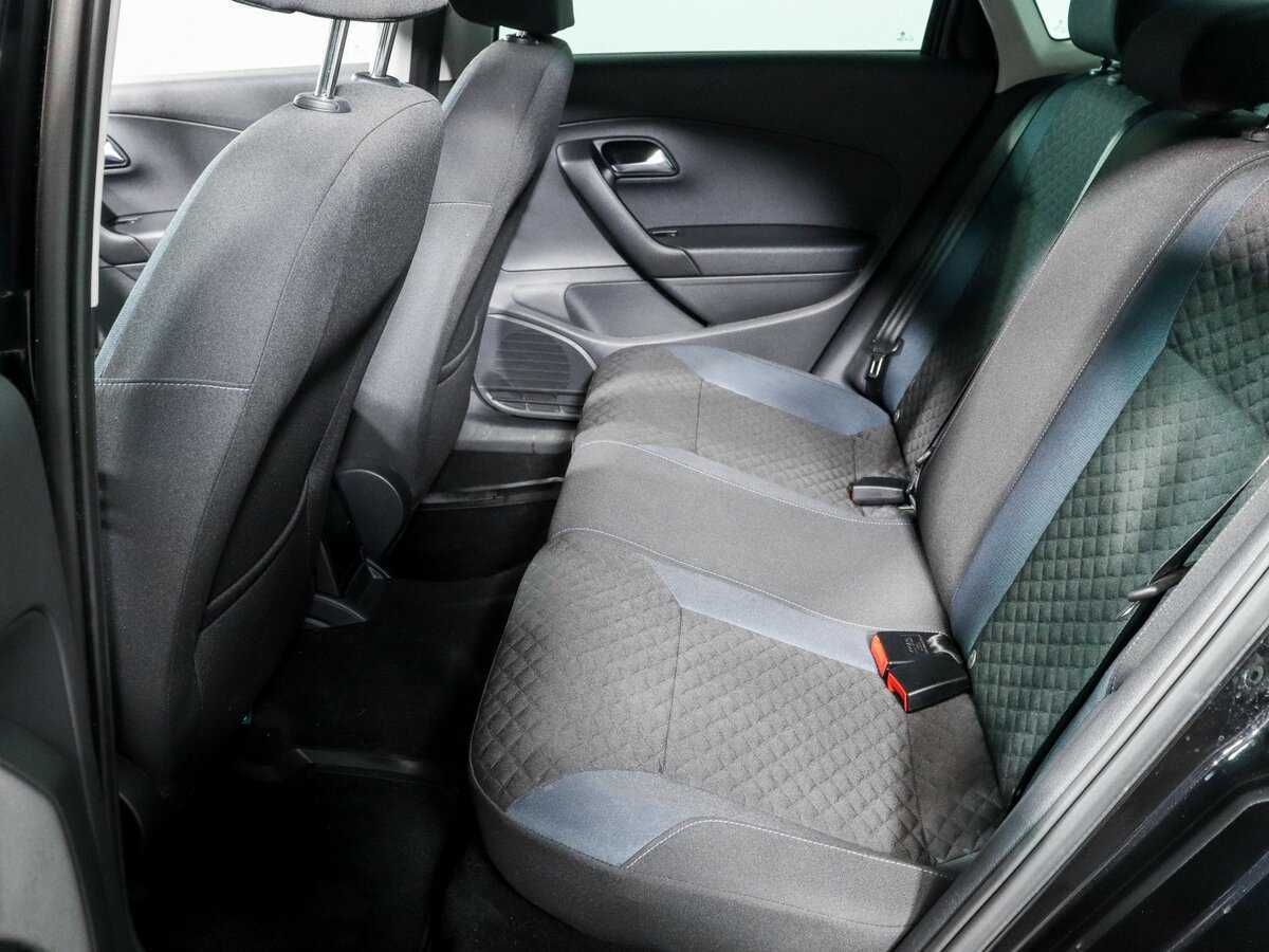 Купить Volkswagen Polo с пробегом. Фото: #6