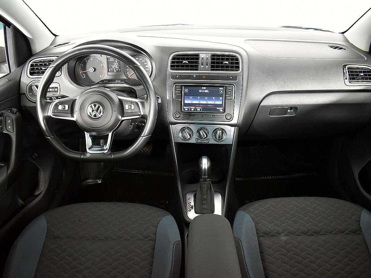 Купить Volkswagen Polo с пробегом. Фото: #9