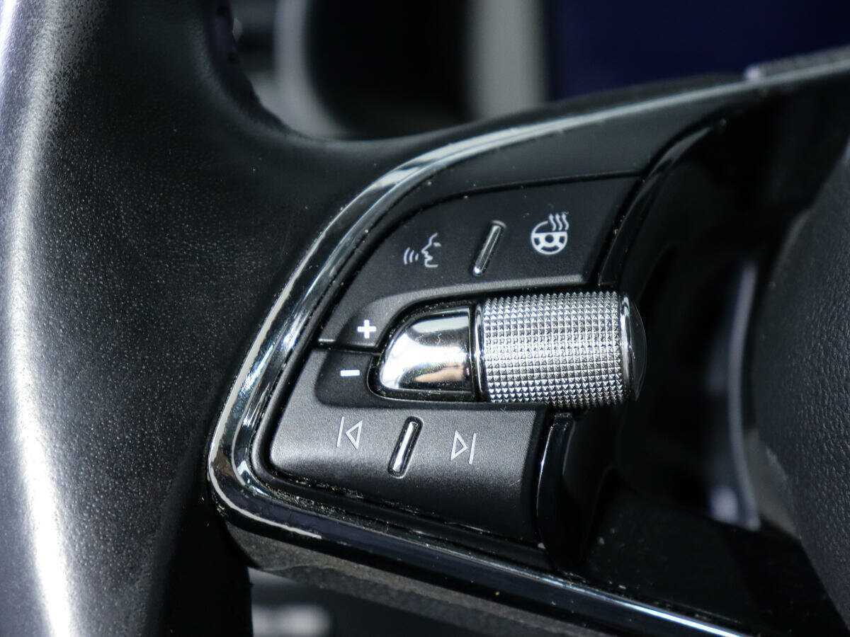 Купить Skoda Rapid с пробегом. Фото: #17