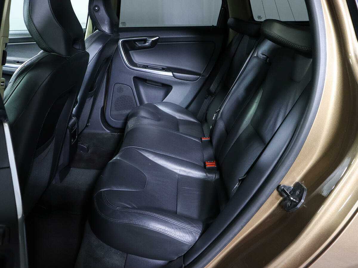 Купить Volvo XC60 с пробегом. Фото: #8