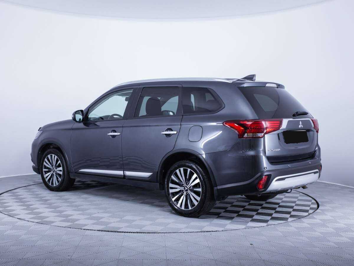 Купить Mitsubishi Outlander с пробегом. Фото: #3