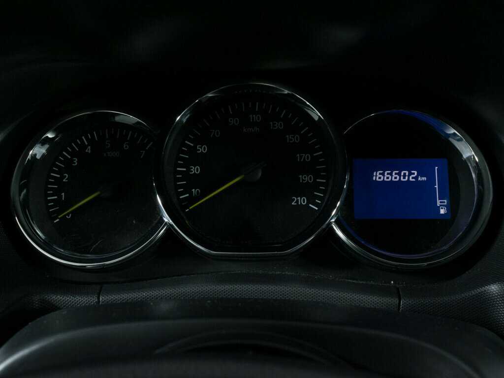 Купить Renault Duster с пробегом. Фото: #10