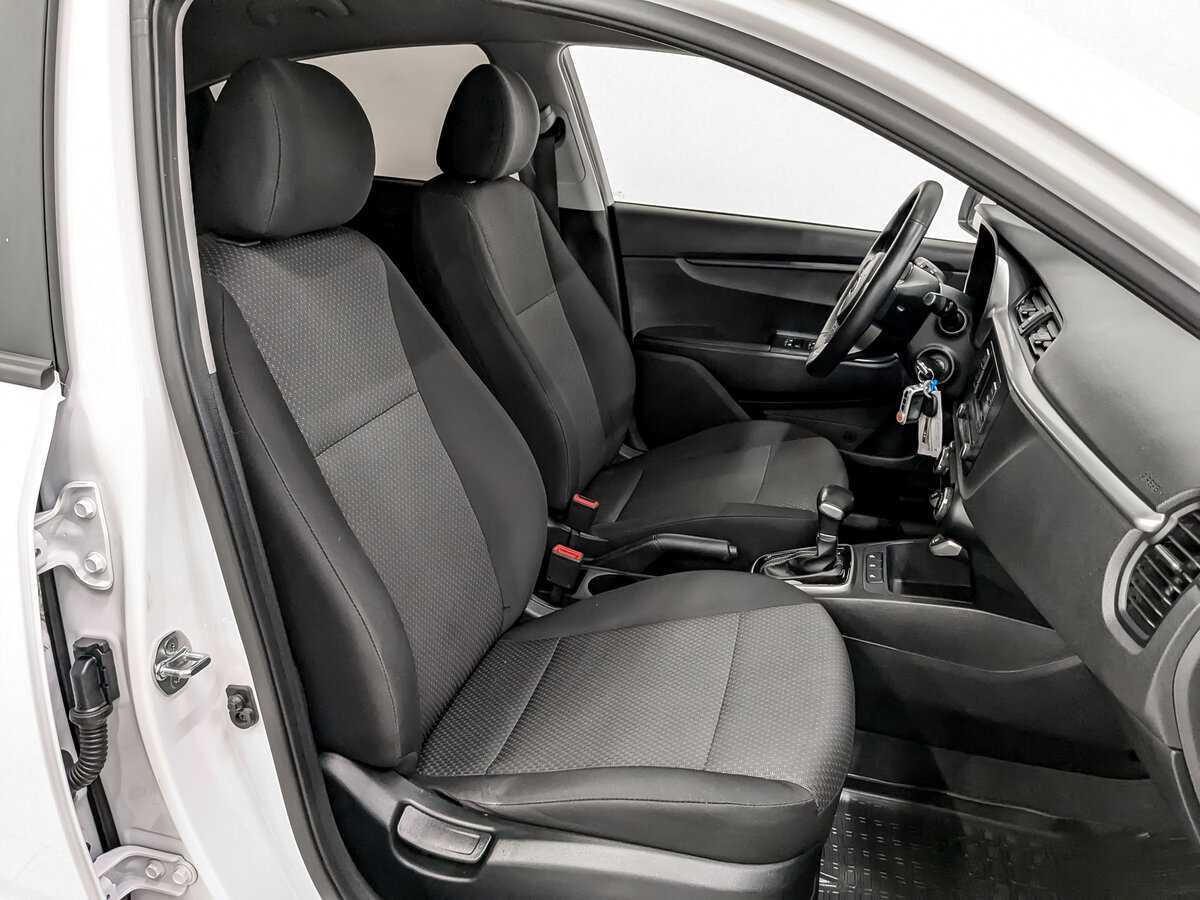 Купить Kia Rio с пробегом. Фото: #22