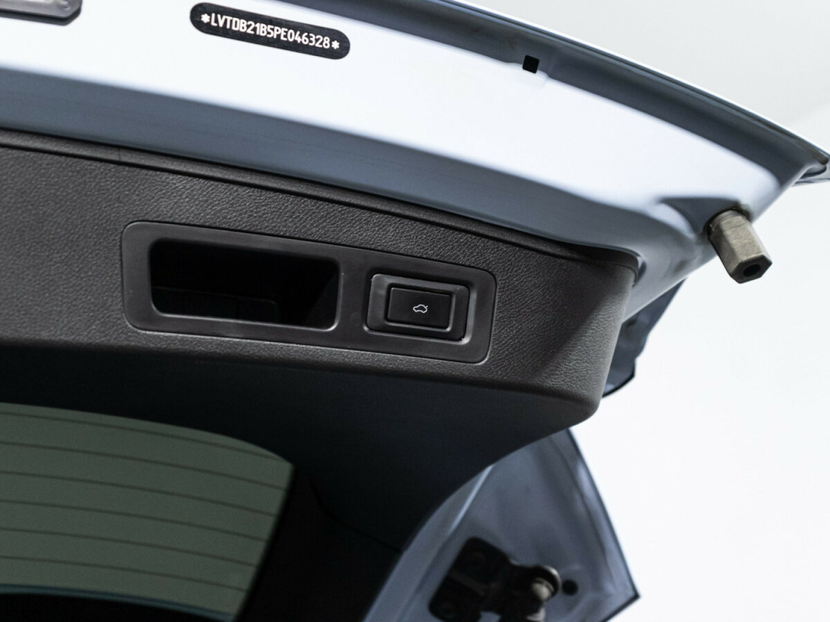 Купить EXEED LX с пробегом. Фото: #20