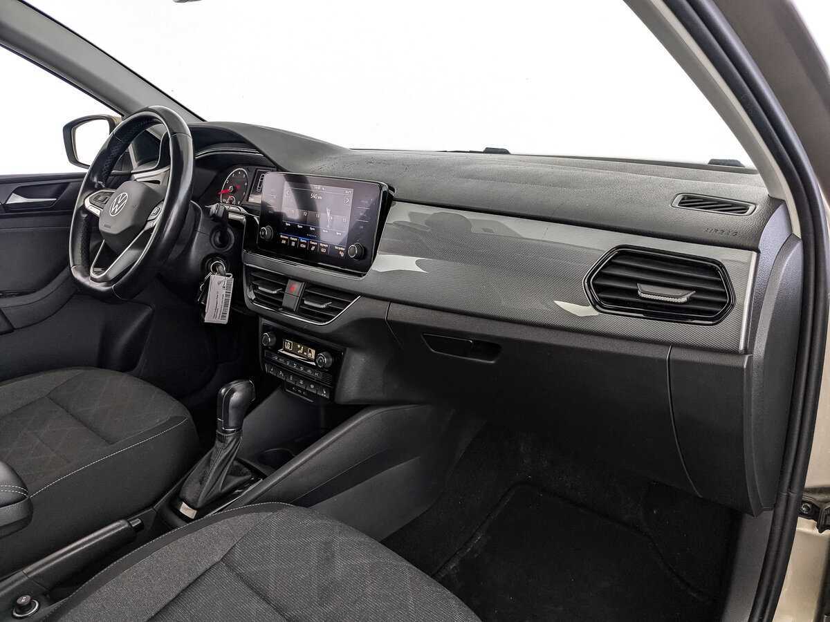 Купить Volkswagen Polo с пробегом. Фото: #8