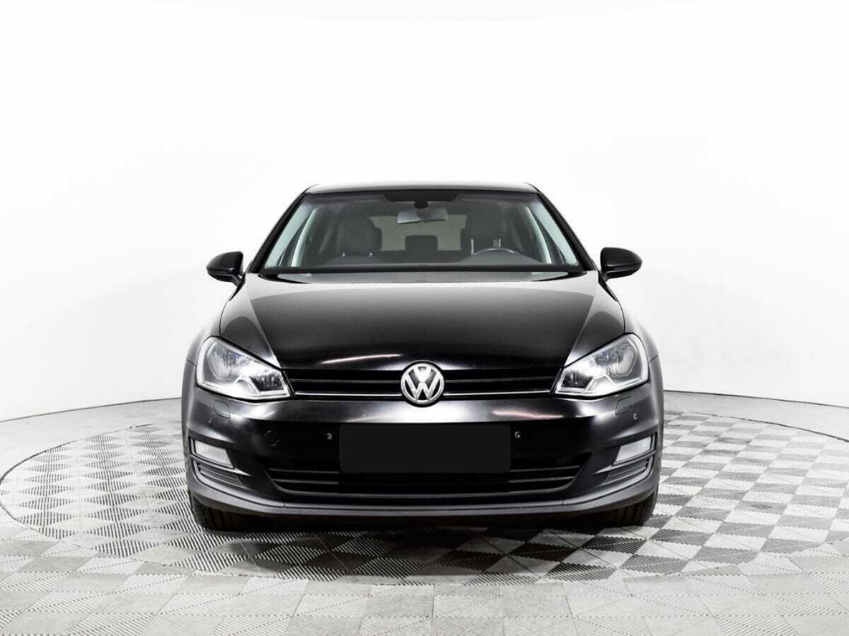 Купить Volkswagen Golf с пробегом. Фото: #1