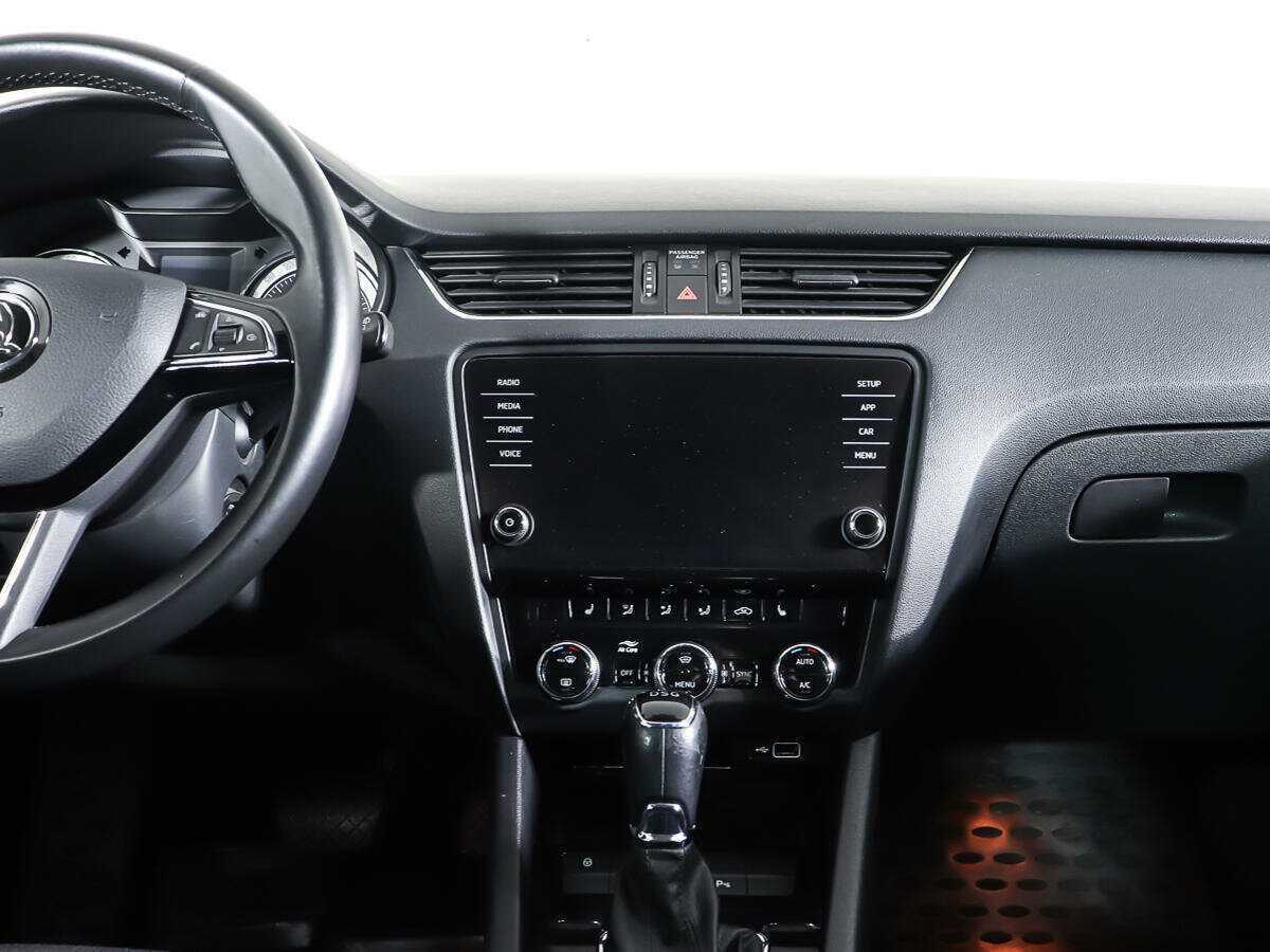 Купить Skoda Octavia с пробегом. Фото: #11