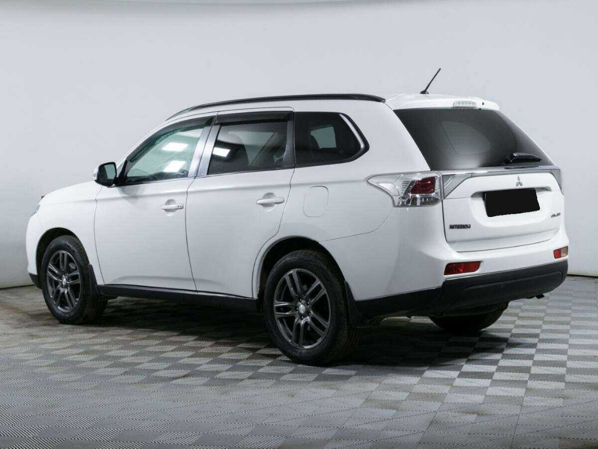 Купить Mitsubishi Outlander с пробегом. Фото: #6