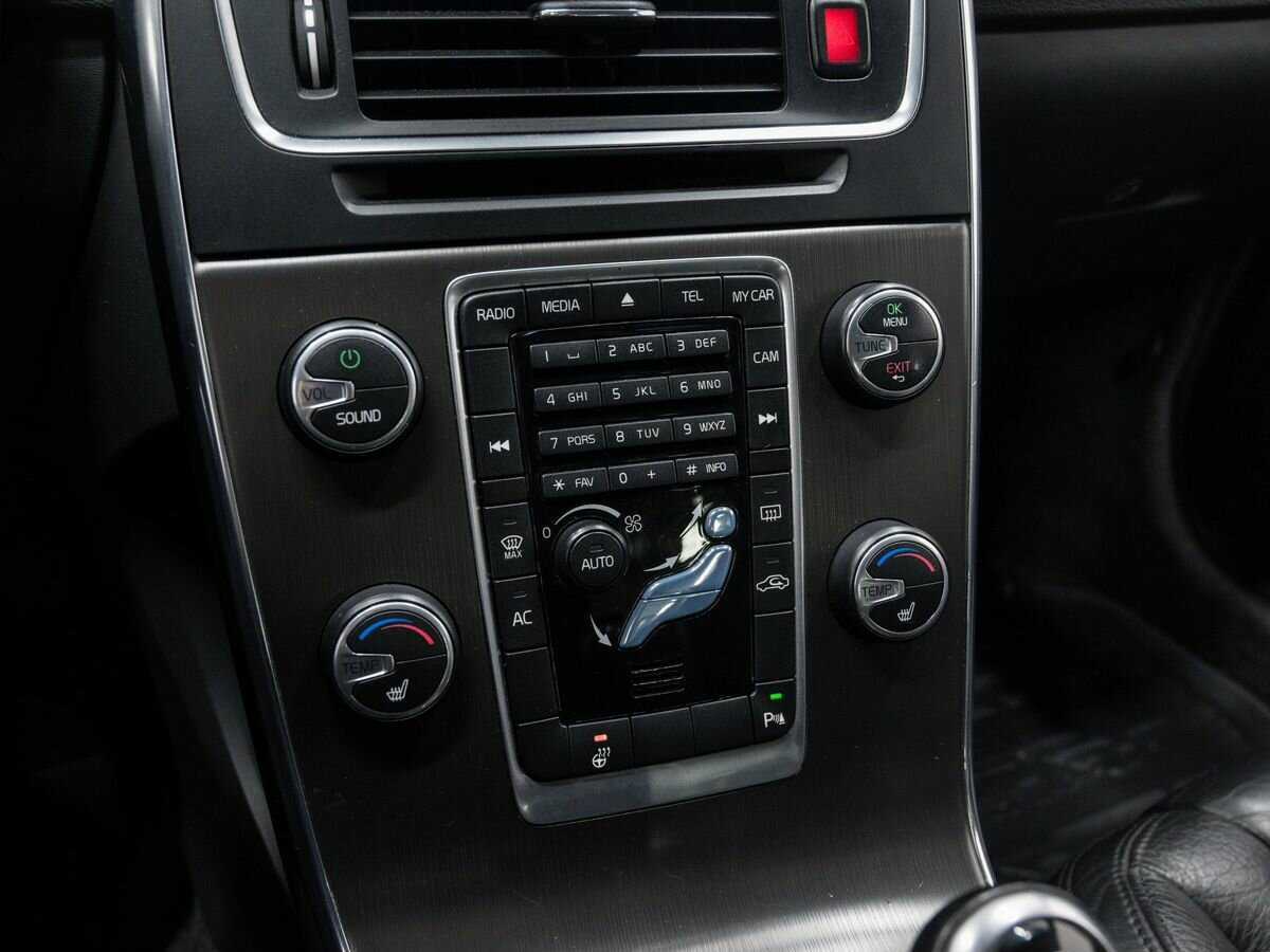 Купить Volvo S60 с пробегом. Фото: #19
