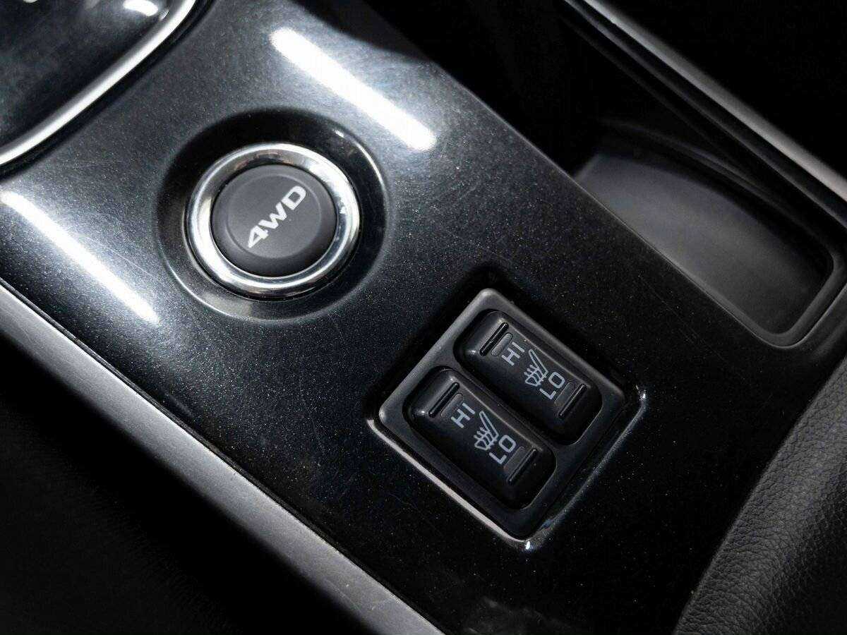 Купить Mitsubishi Outlander с пробегом. Фото: #19
