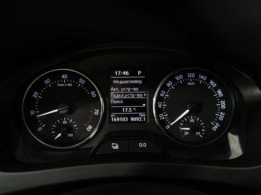 Купить Skoda Rapid с пробегом. Фото: #11