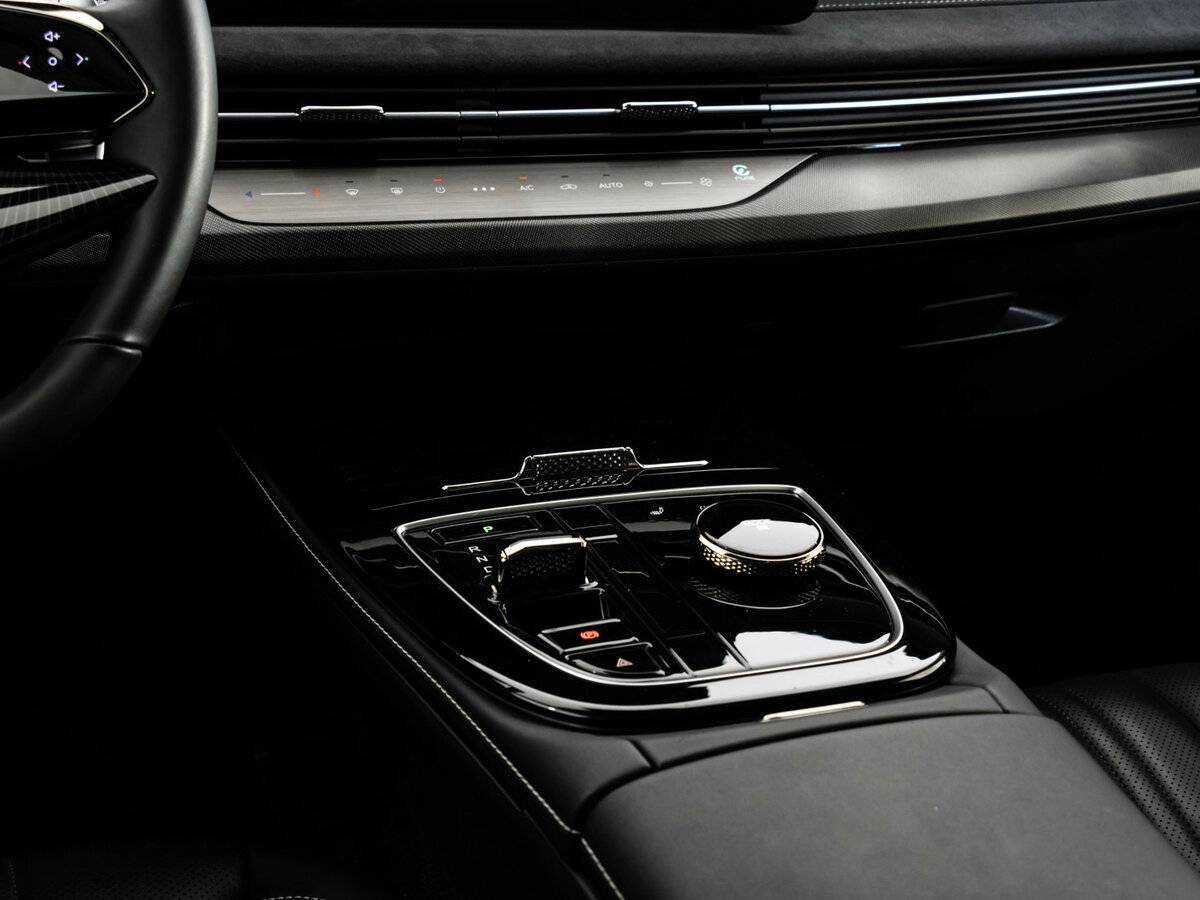 Купить EXEED LX с пробегом. Фото: #10