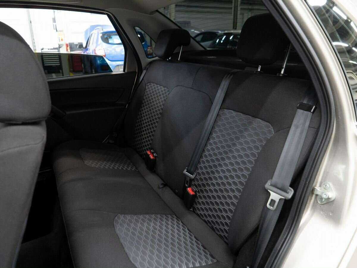 Купить Lada (ВАЗ) Granta с пробегом. Фото: #6