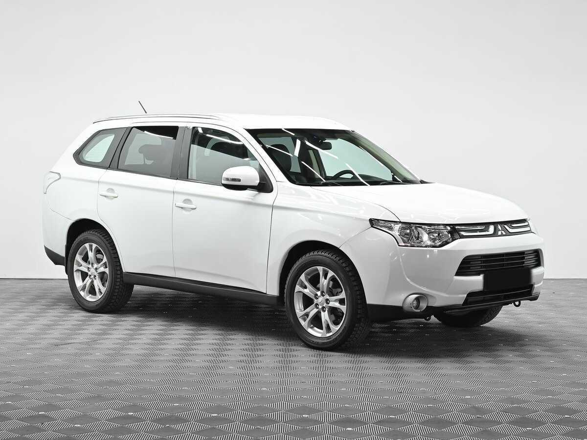 Купить Mitsubishi Outlander с пробегом. Фото: #2