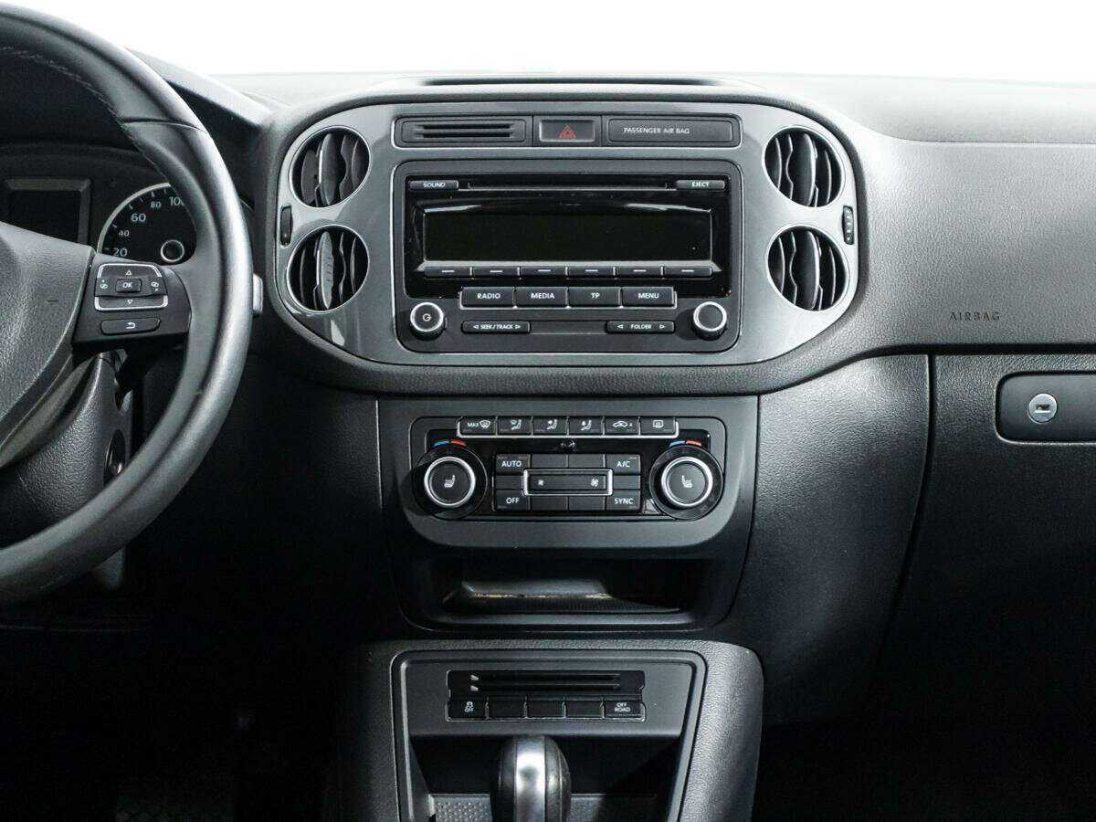 Купить Volkswagen Tiguan с пробегом. Фото: #13