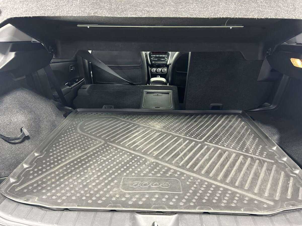 Купить Peugeot 4008 с пробегом. Фото: #15