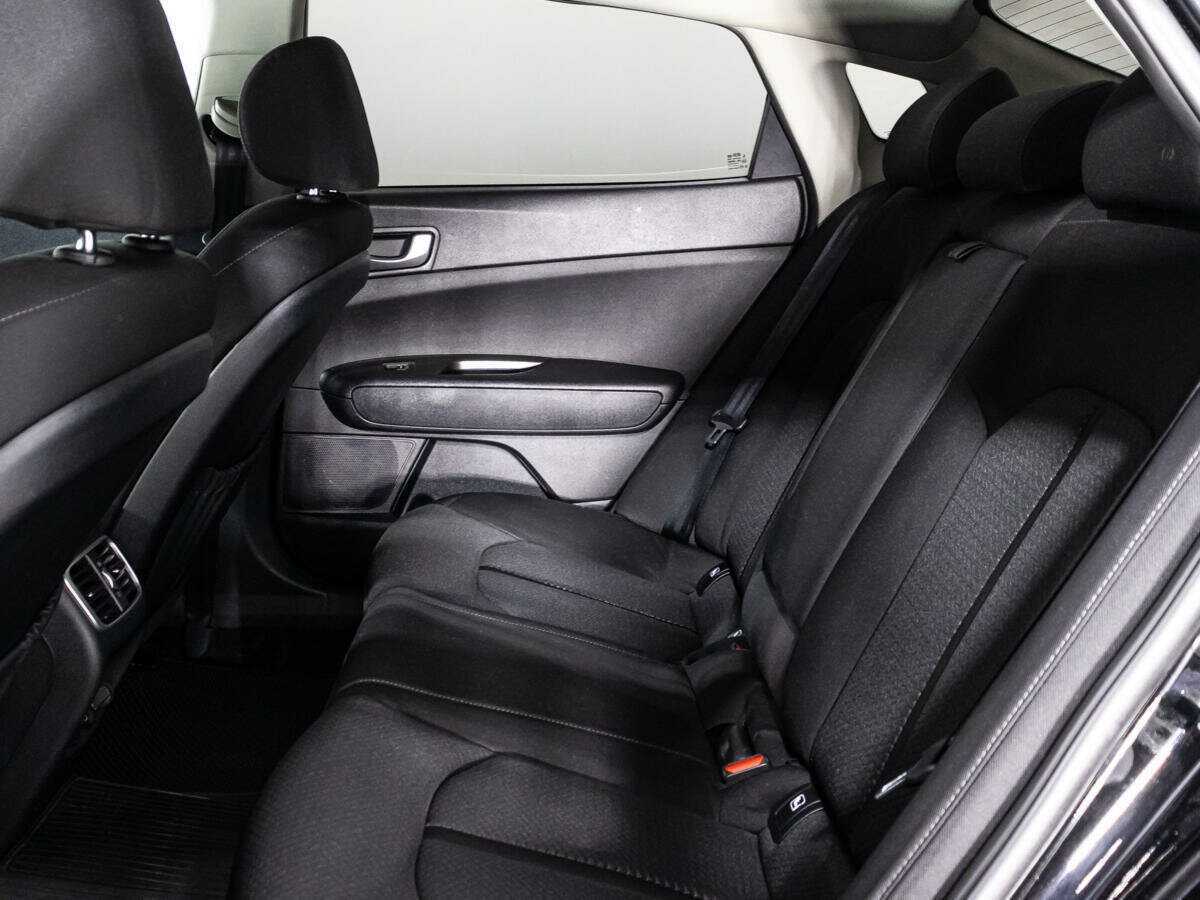 Купить Kia Optima с пробегом. Фото: #9
