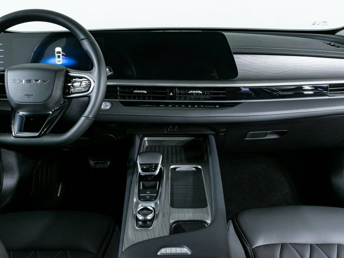 Купить Chery Arrizo 8 с пробегом. Фото: #10