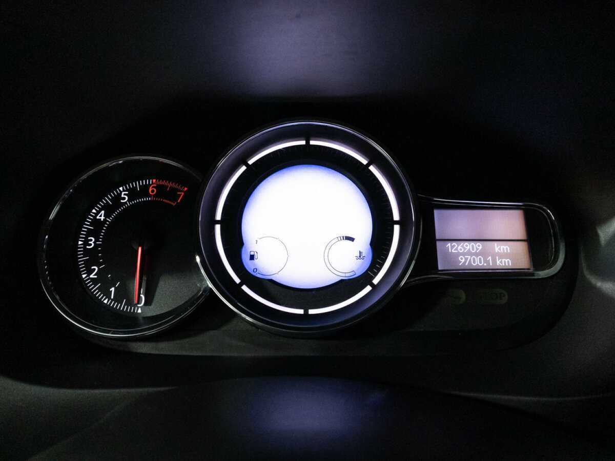 Купить Renault Megane с пробегом. Фото: #11