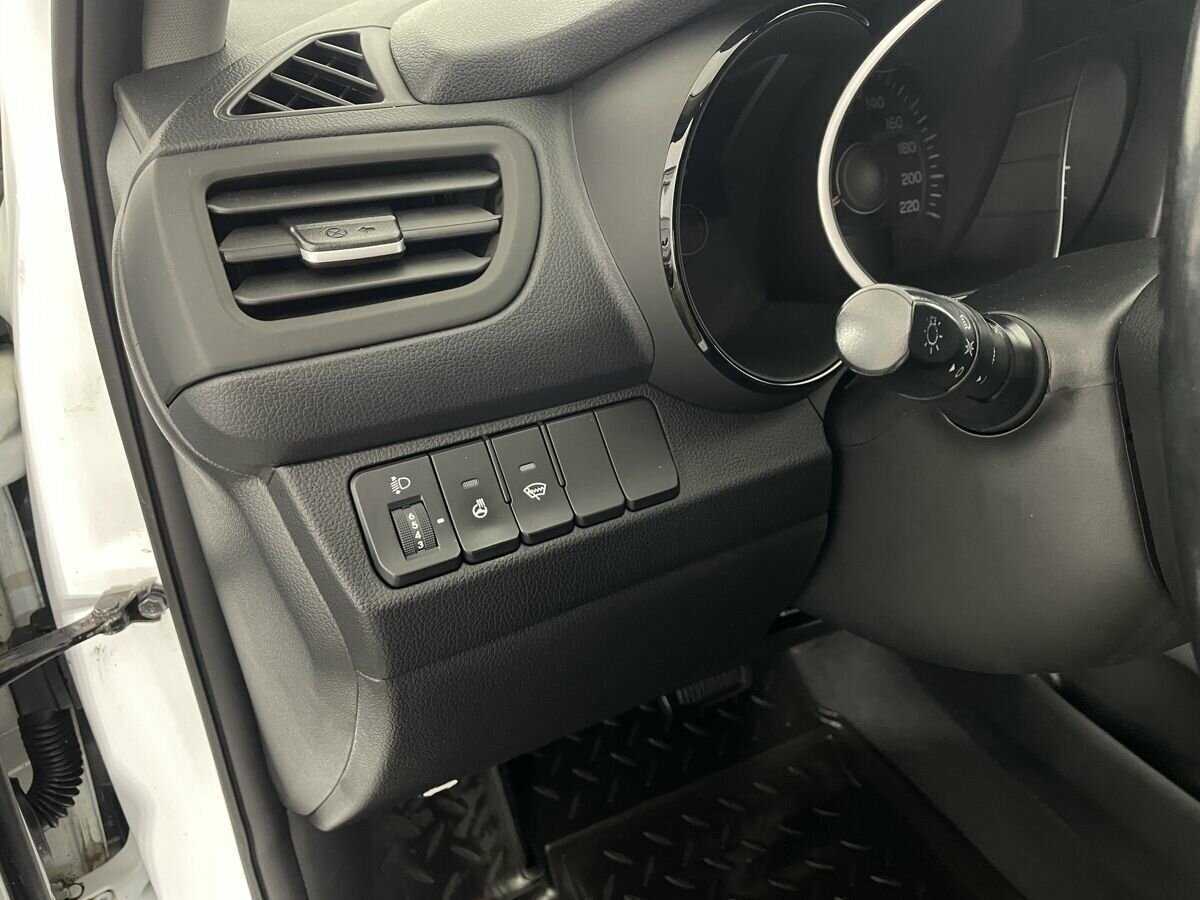 Купить Kia Rio с пробегом. Фото: #8