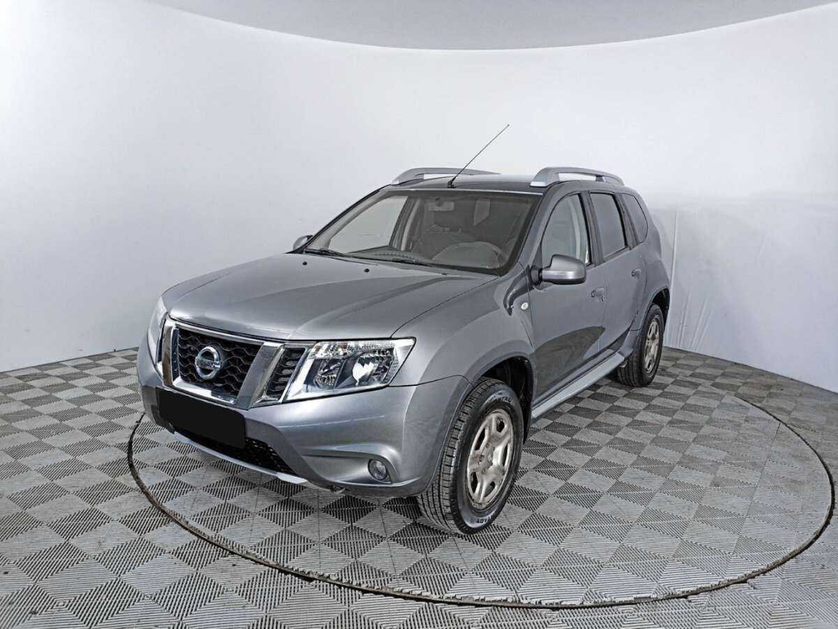 Купить Nissan Terrano с пробегом. Посмотреть фото