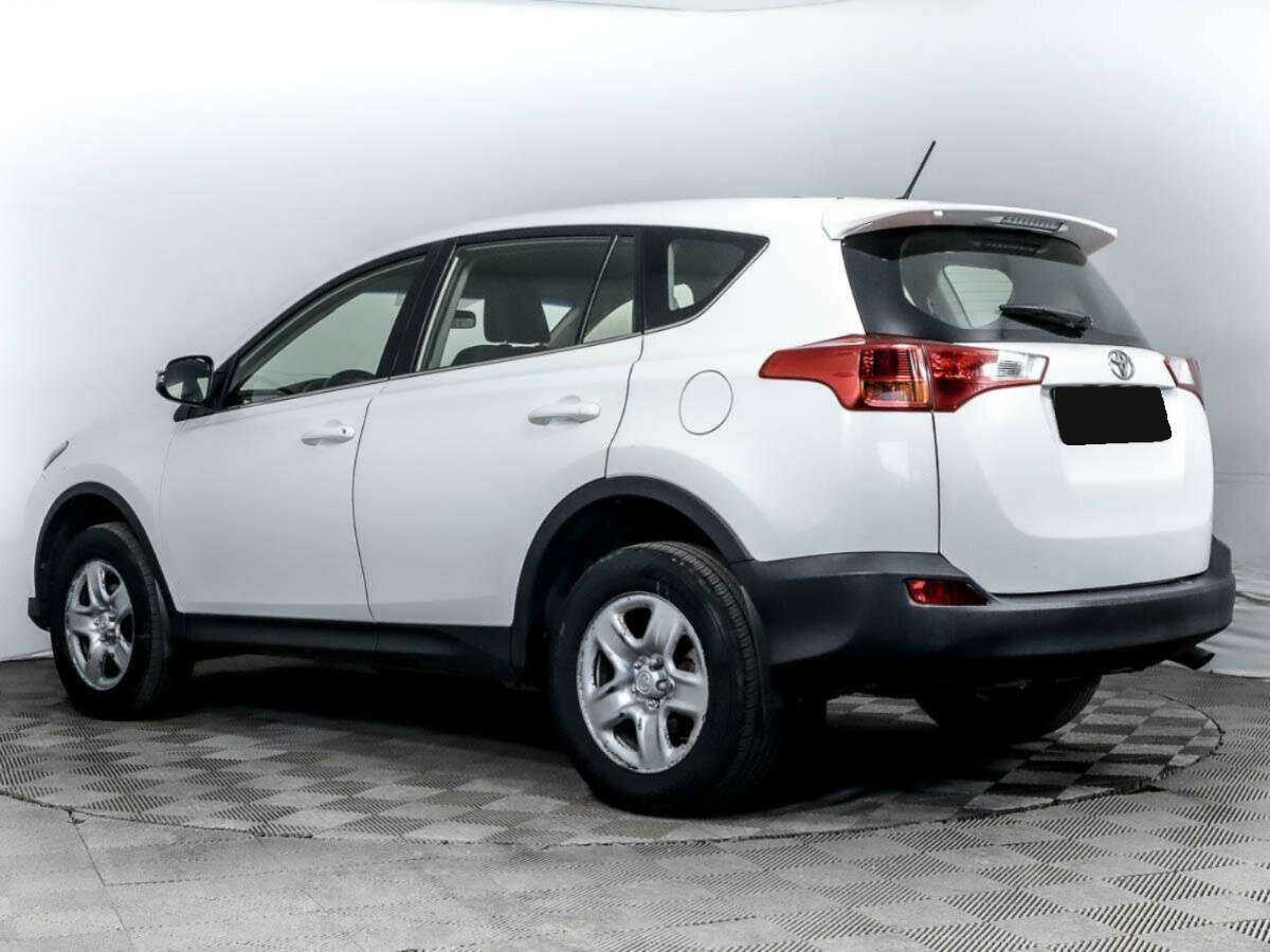 Купить Toyota RAV4 с пробегом. Фото: #5