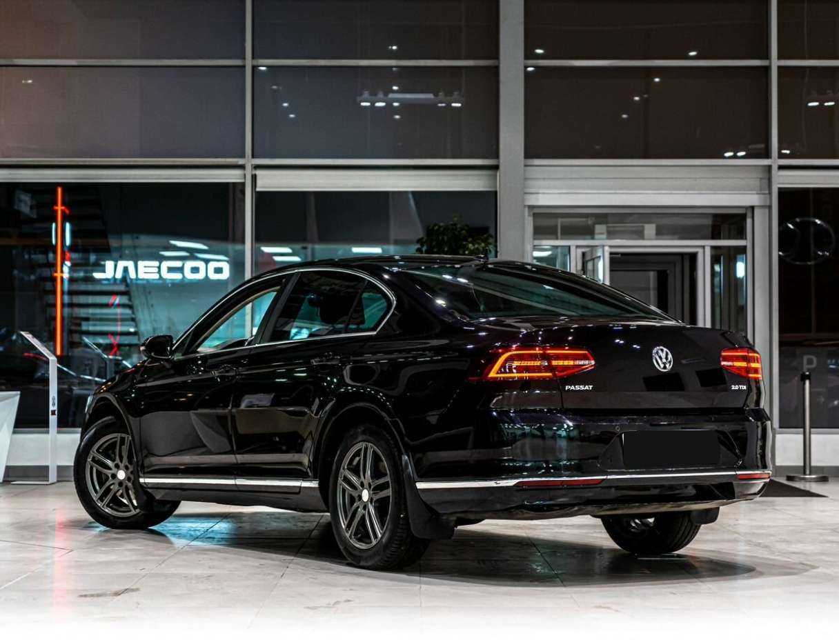 Купить Volkswagen Passat с пробегом. Фото: #3